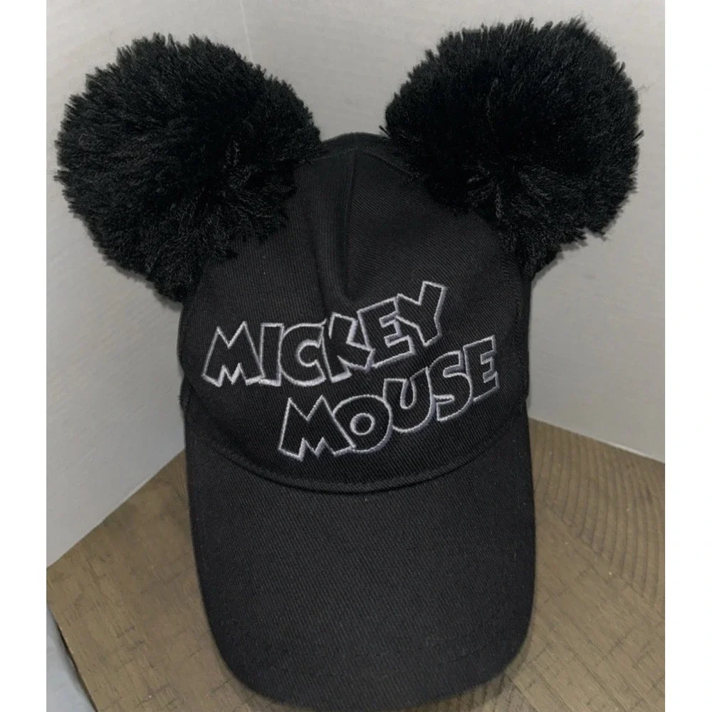 Tokyo Disney Resort limited Mickey Mouse‎ pom-pom cap hat black Sz OSFA Japan